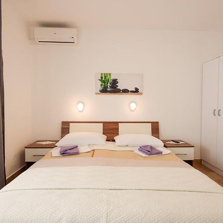 B&B Villa Ivona Башка-Вода Екстер'єр фото